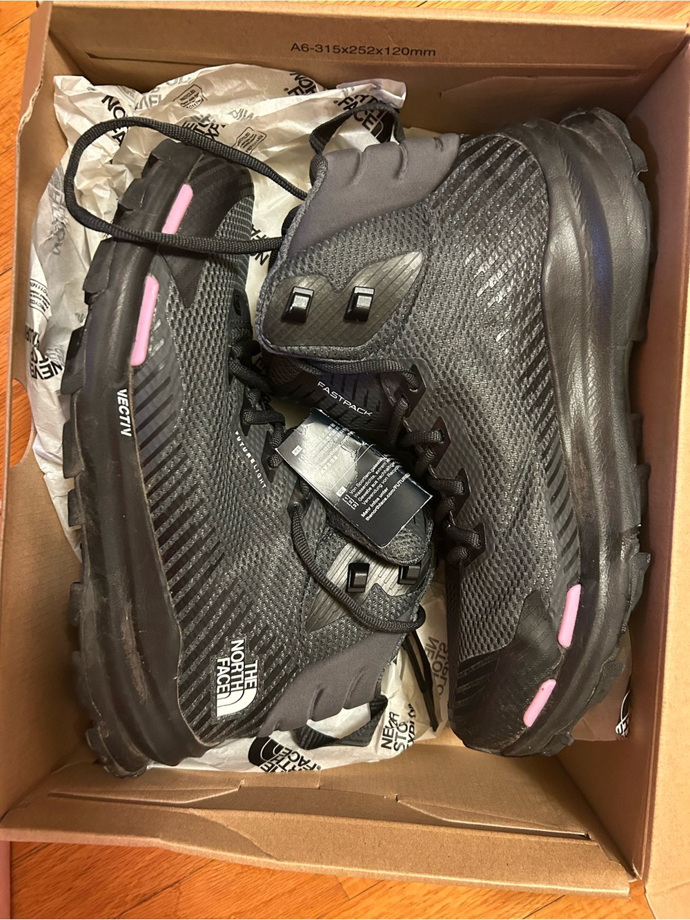 The North Face TNF Black/Asphalt Grey Women's Vectiv Fastpack Mid FUTURELIGHT